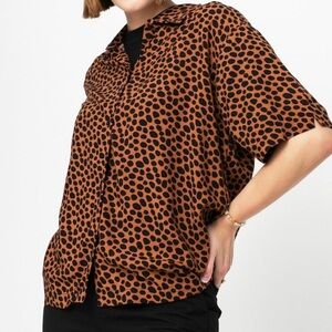 Vans Wild Woven Argan Oil Cheetah print Button Up Shirt, Size L